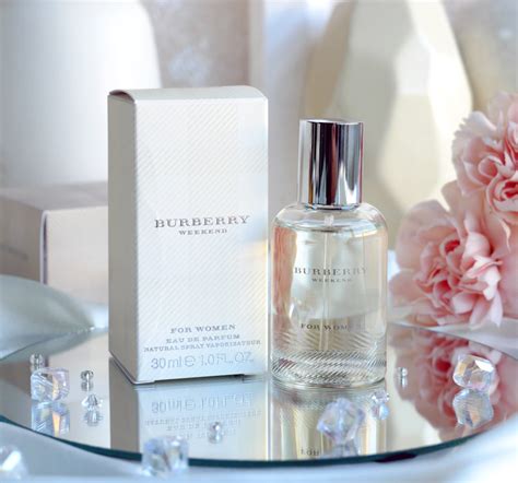 burberry weekend scent notes|what does burberry weekend smell like.